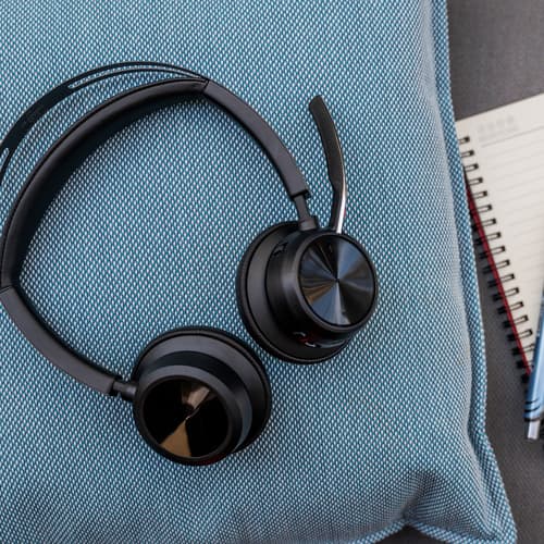 Poly Voyager Focus 2 - Customer Special 1 - headset - on-ear - Bluetooth - wireless - active noise cancelling - USB-C via Bluetooth adapter - black — view 10