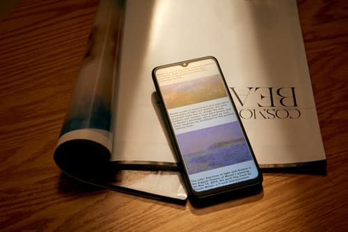 TCL MOBILE HANDSET — view 19