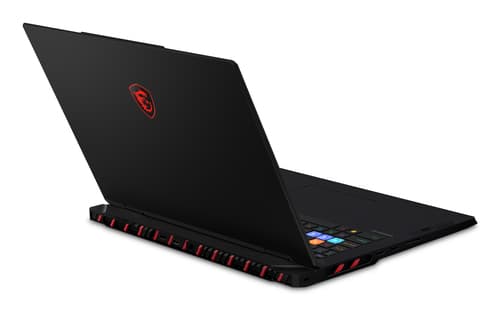 RAIDER A18 R9 9955HX3D 64GB 2TB 5080 — view 7