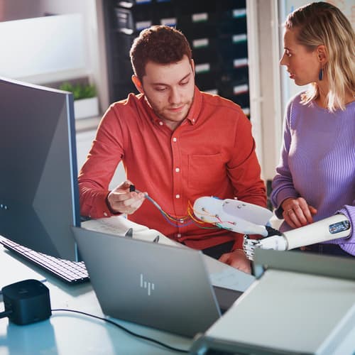 HP ZBook Firefly 16 G10 Mobile Workstation — view 14