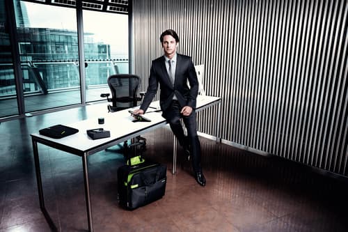 CARRY-ON TROLLEY SMART TRVLR BLK — view 7