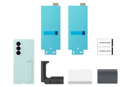 GXY FOLD7 SILI CASE W/STAND MINT — view 6