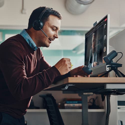 Poly Voyager Focus 2 - Customer Special 1 - headset - on-ear - Bluetooth - wireless - active noise cancelling - USB-C via Bluetooth adapter - black — view 8