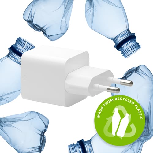B2C USB-C 30W Wall Charger — view 3