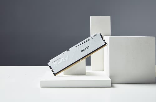 Kingston FURY Beast - DDR5 - module - 32 GB - DIMM 288-pin - 6400 MHz / PC5-51200 - CL32 - 1.4 V - unbuffered - on-die ECC - white — view 12
