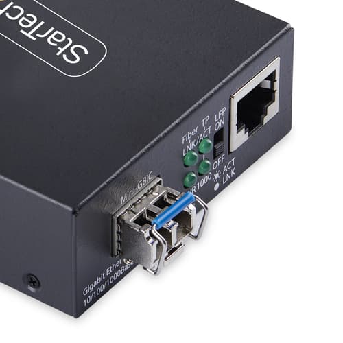 StarTech.com - Fibre media converter - 1GbE - over fibre optic - 1000Base-T, 1000Base-LX, 10Base-T, 100Base-TX - LC Duplex single-mode / RJ-45 - up to 40 km - 1310 nm - TAA Compliant — view 5