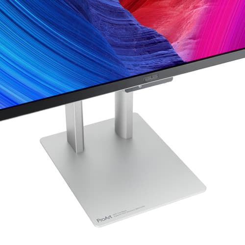 ASUS ProArt OLED PA32UCDM - OLED monitor - 32" (31.5" viewable) - 3840 x 2160 4K UHD (2160p) @ 240 Hz - 1000 cd/m� - HDR10 - 0.1 ms - Thunderbolt 4, HDMI - speakers - silver — view 3