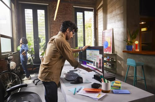 HP 738pu - Series 7 Pro - LED monitor - curved - 38" (37.52" viewable) - 3840 x 1600 WQHD+ @ 60 Hz - IPS Black - 400 cd/m� - 2000:1 - DisplayHDR 400 - 5 ms - Thunderbolt 4, HDMI, DisplayPort, USB-C - speakers - black, silver — view 12