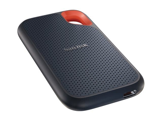 SanDisk Extreme - SSD - 8 TB - USB 3.2 Gen 2 — view 2